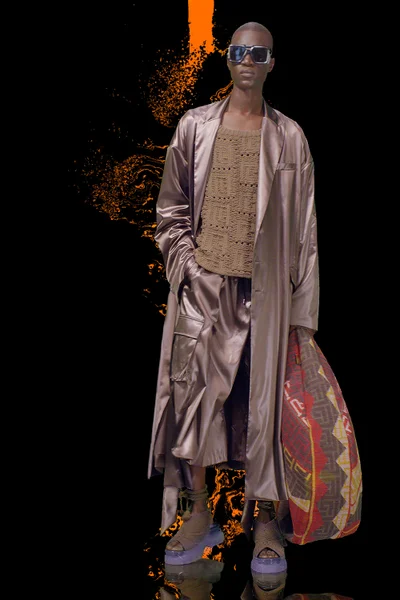 Look 11